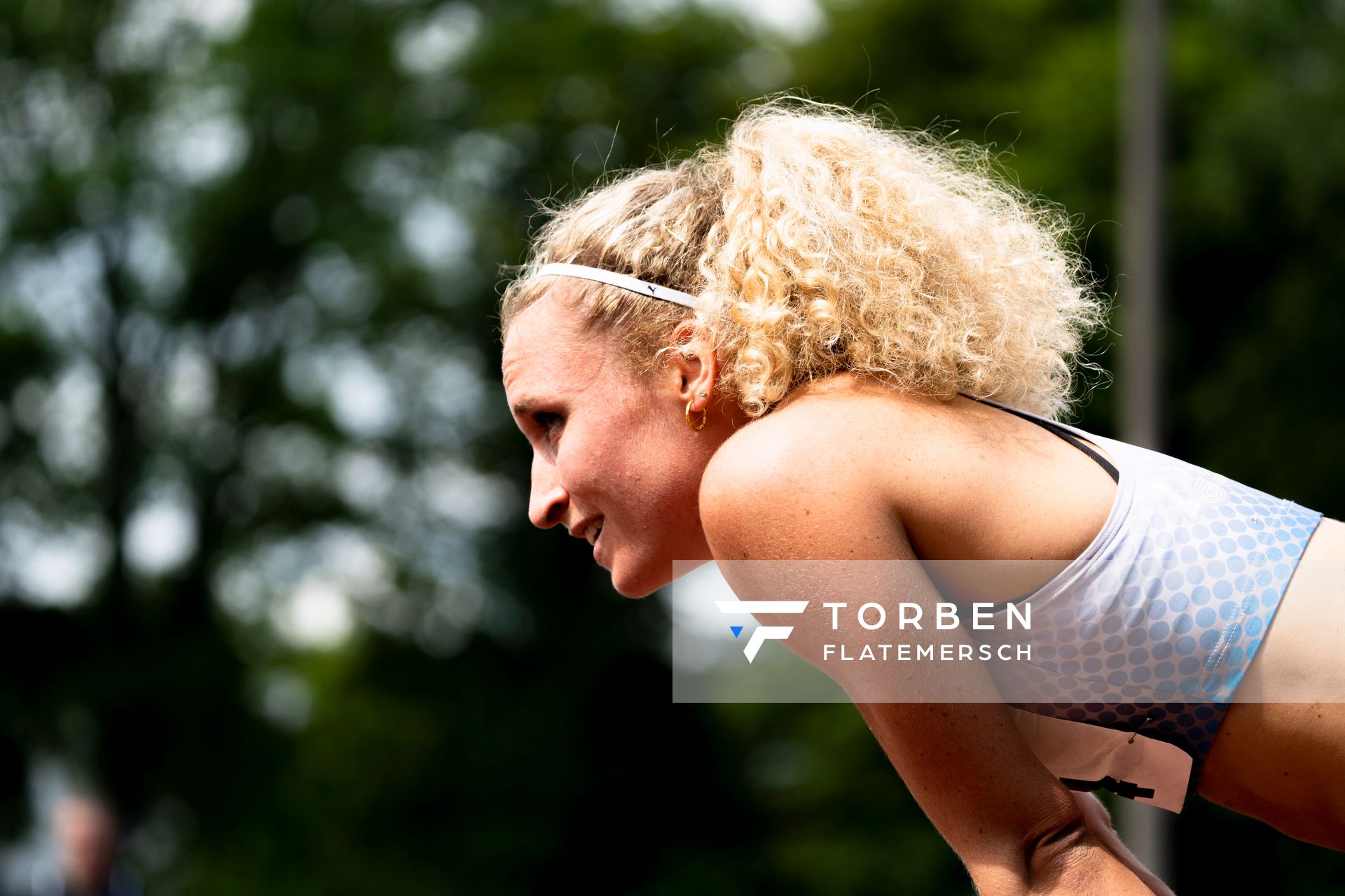 Isabel Mayer (LG TELIS FINANZ Regensburg) ueber 100m Huerden am 04.06.2022 waehrend der Sparkassen Gala in Regensburg